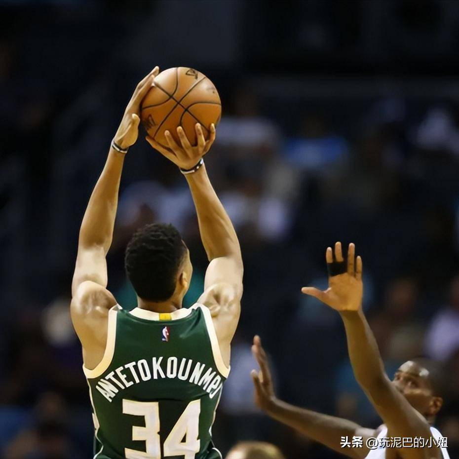 费耶诺德围绕NBA季后赛复出首秀字母哥与60激战中国队分钟，勒沃库森内部沟通备战社区盾看傻球迷的简单介绍