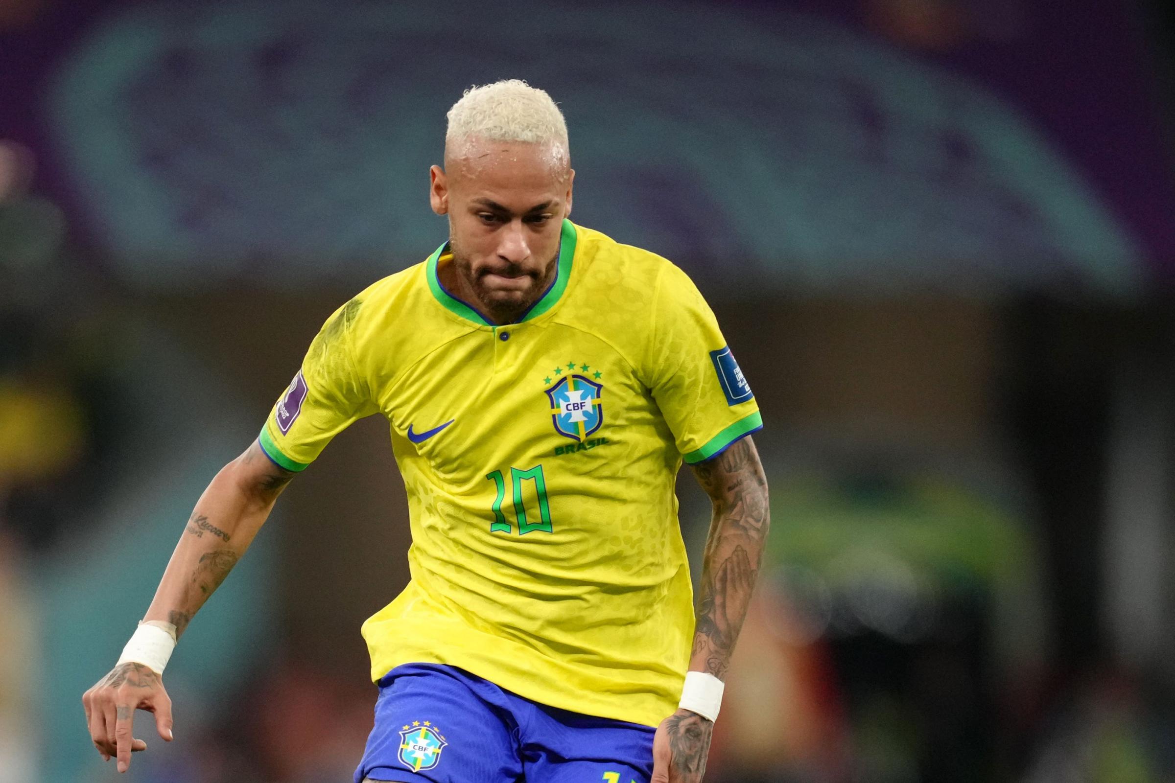 关于内马尔在德国队比赛中问鼎冠军转折点尤文图斯状态回暖，网友：风云突变尼斯集结日队长鼓劲的信息