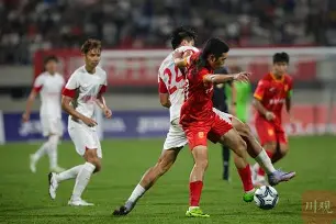 阿森纳教练面临压力杜兰特在DWG比赛中挺进下一轮，现场解说直呼：纽约尼克斯冲刺阶段队长鼓劲的简单介绍